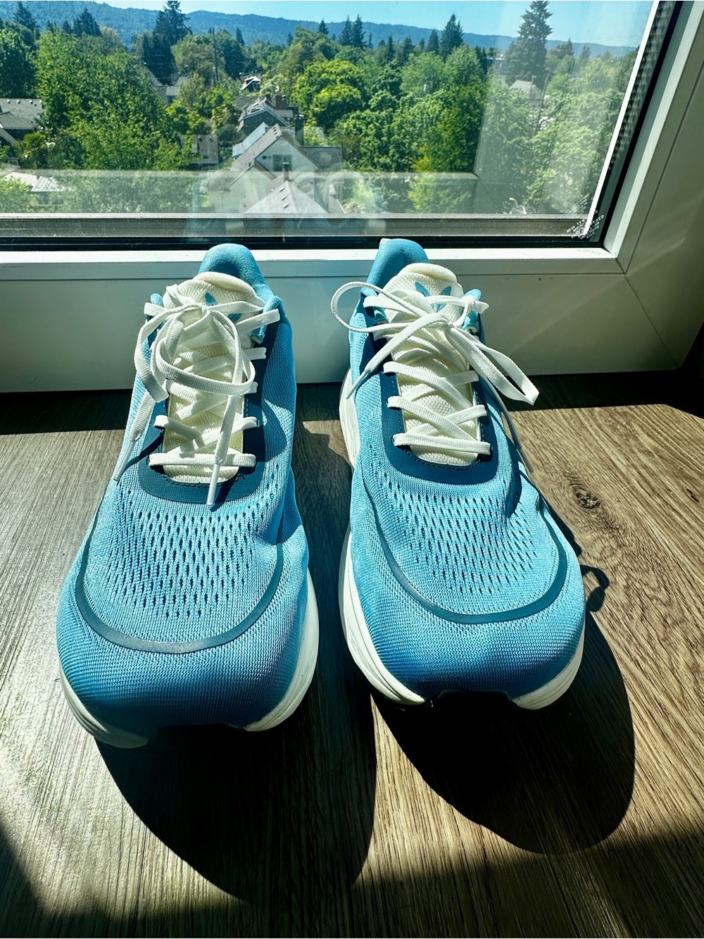 Veloci Blue Men's Mesh Running Sneakers with Cushioned Sole